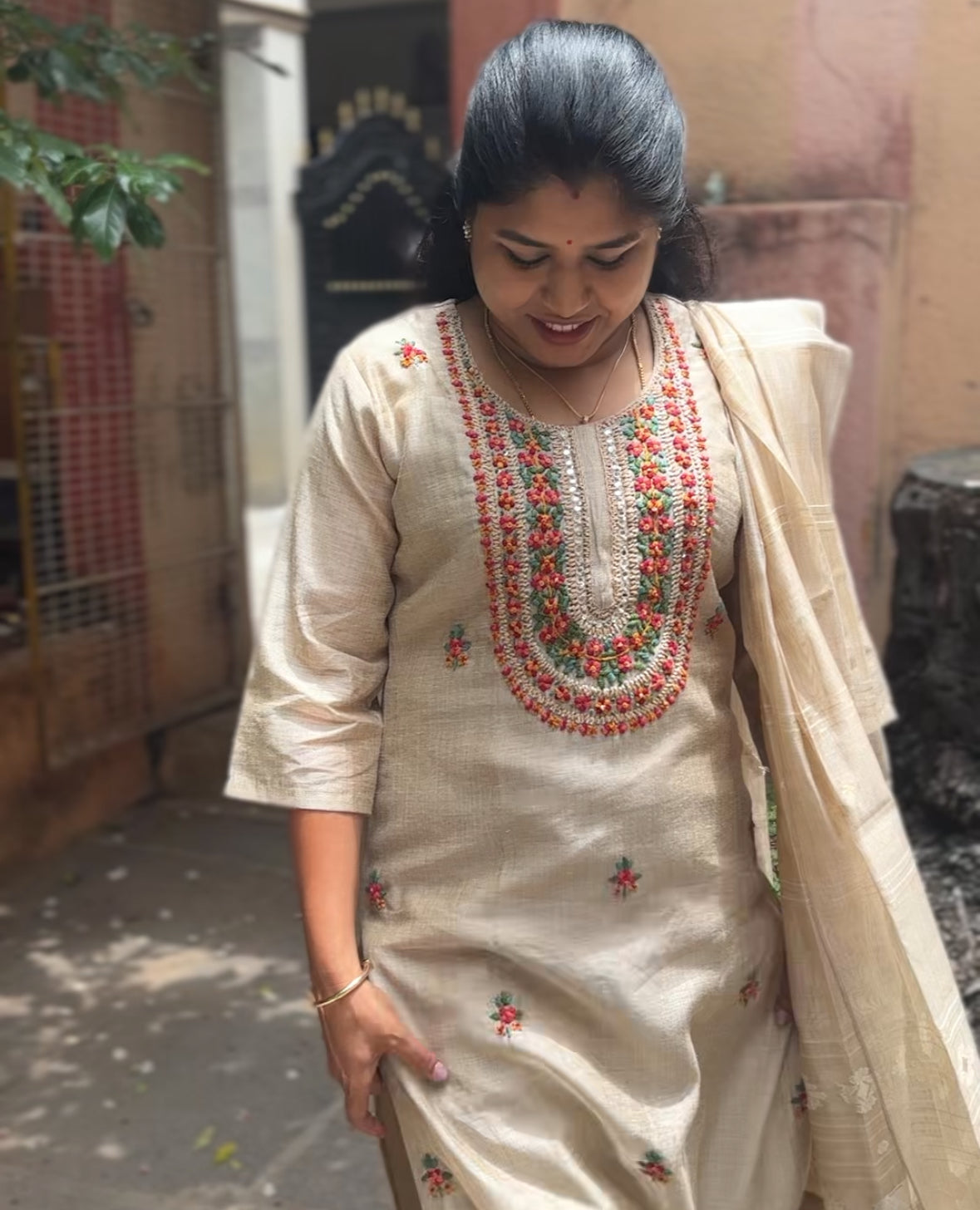 Premium Beige Jute Silk Dupatta Set