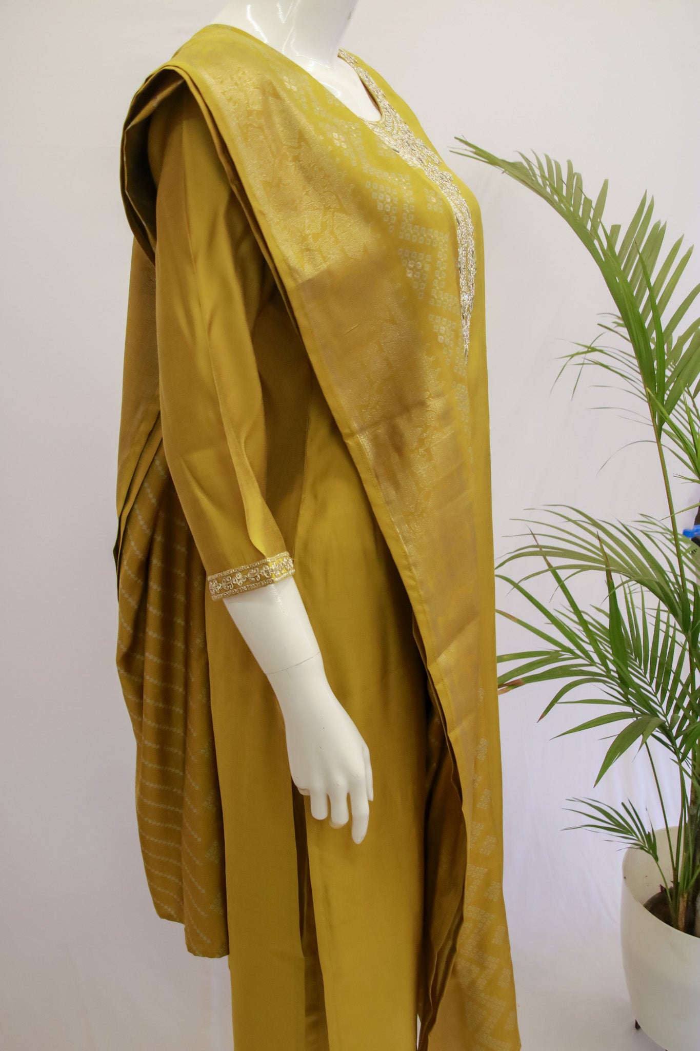 Mustard Silk Dupatta Set