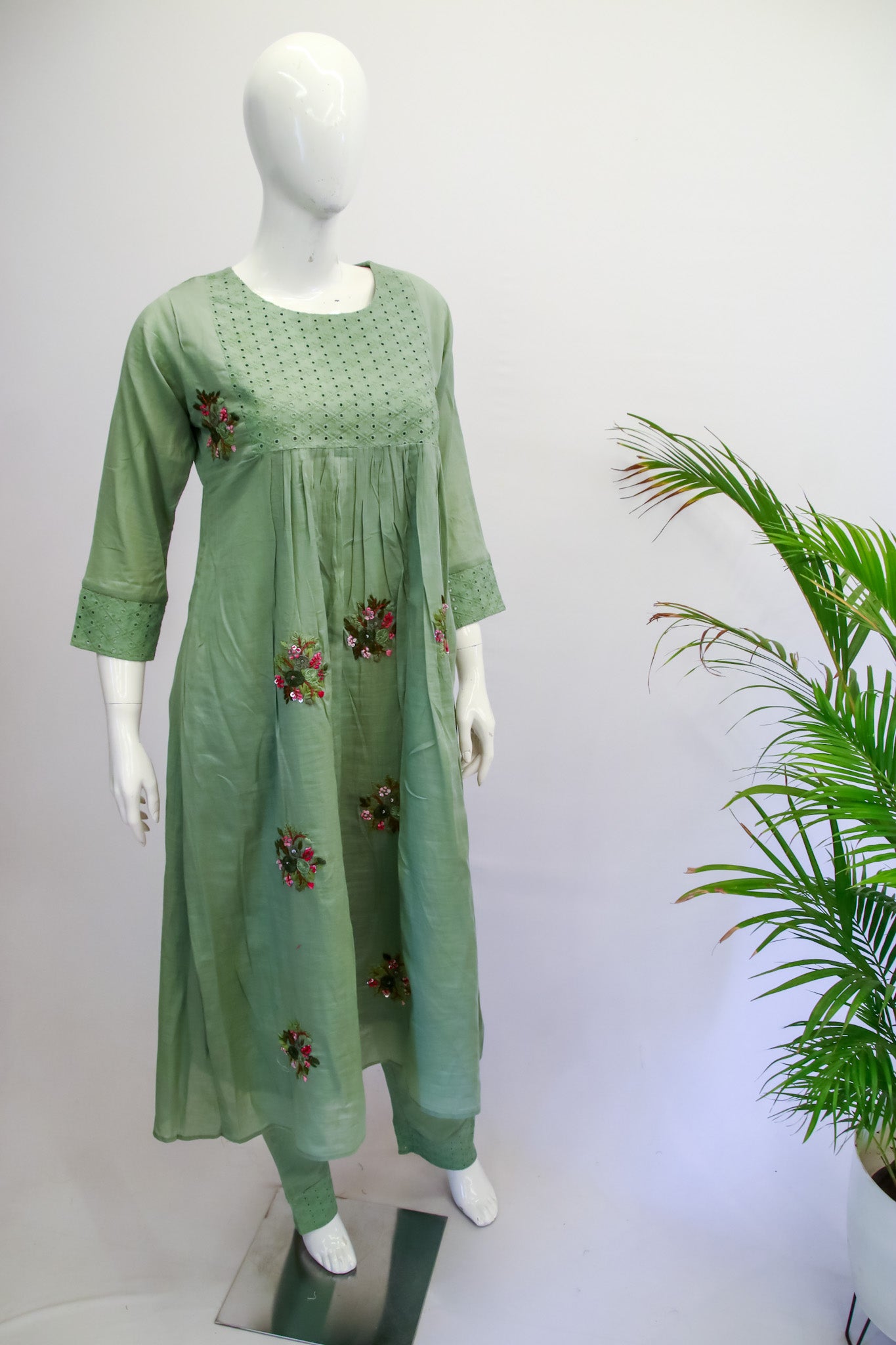 Mul Cotton Green Top and Pant Set