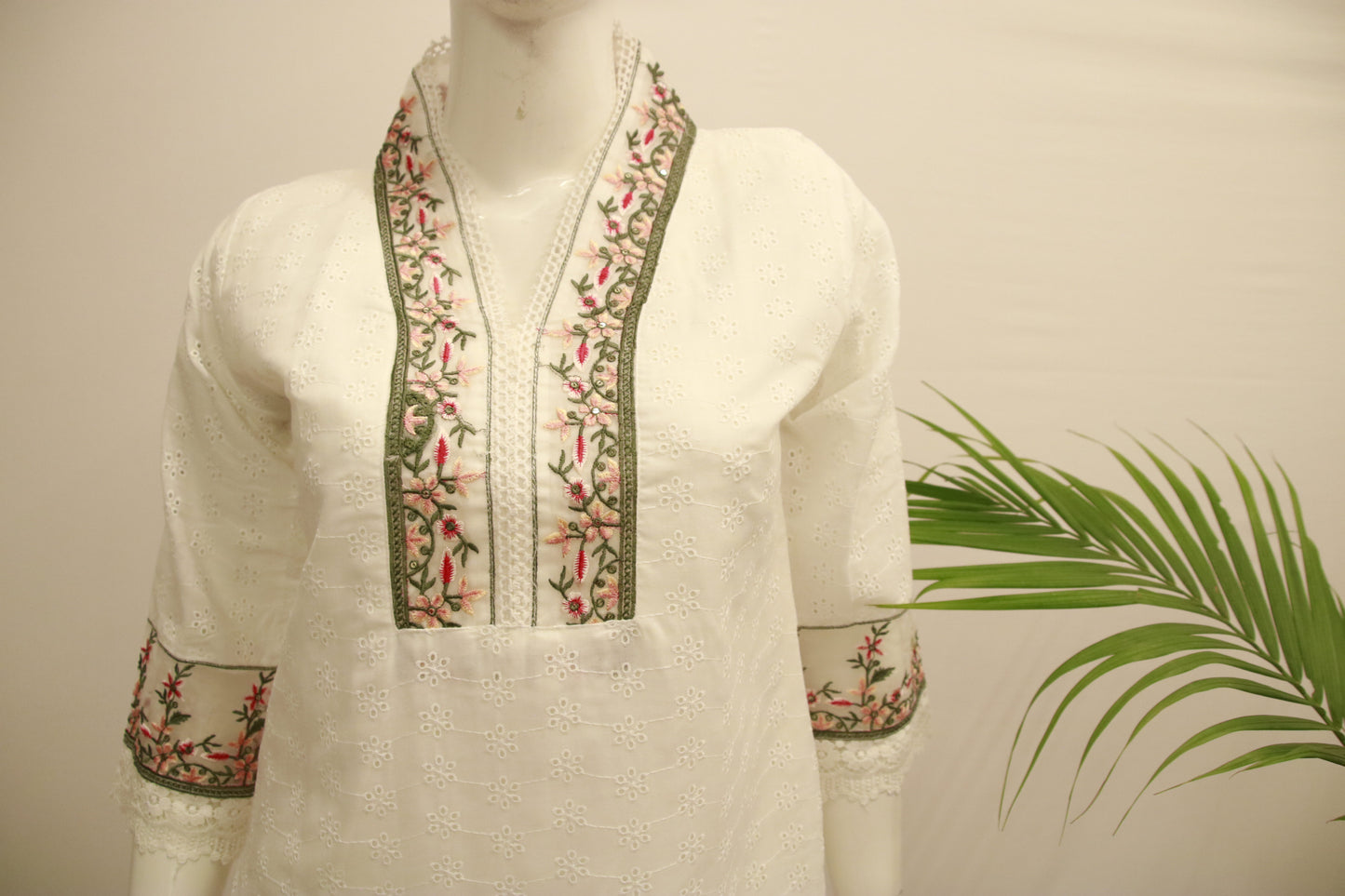 White Hacoba Dupatta Set