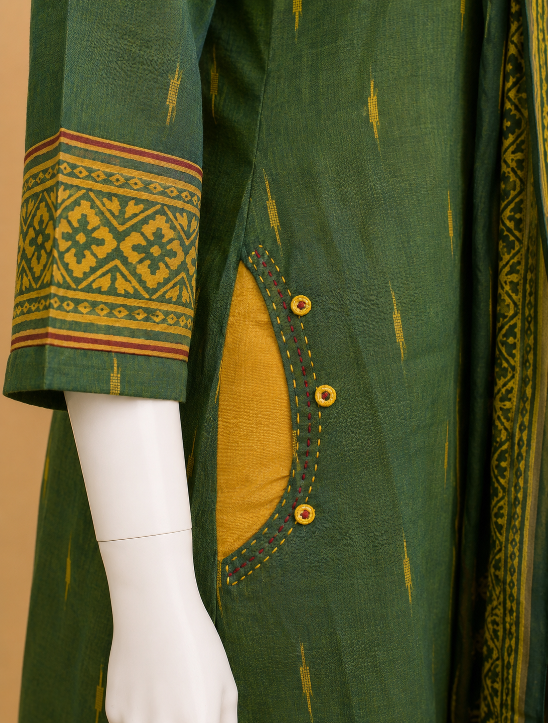 Bottle Green Ethnic Kurta Set with Woven Dupatta Set