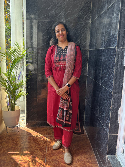 Cotton Maroon Dupatta Set