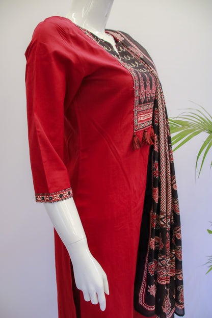 Cotton Maroon Dupatta Set