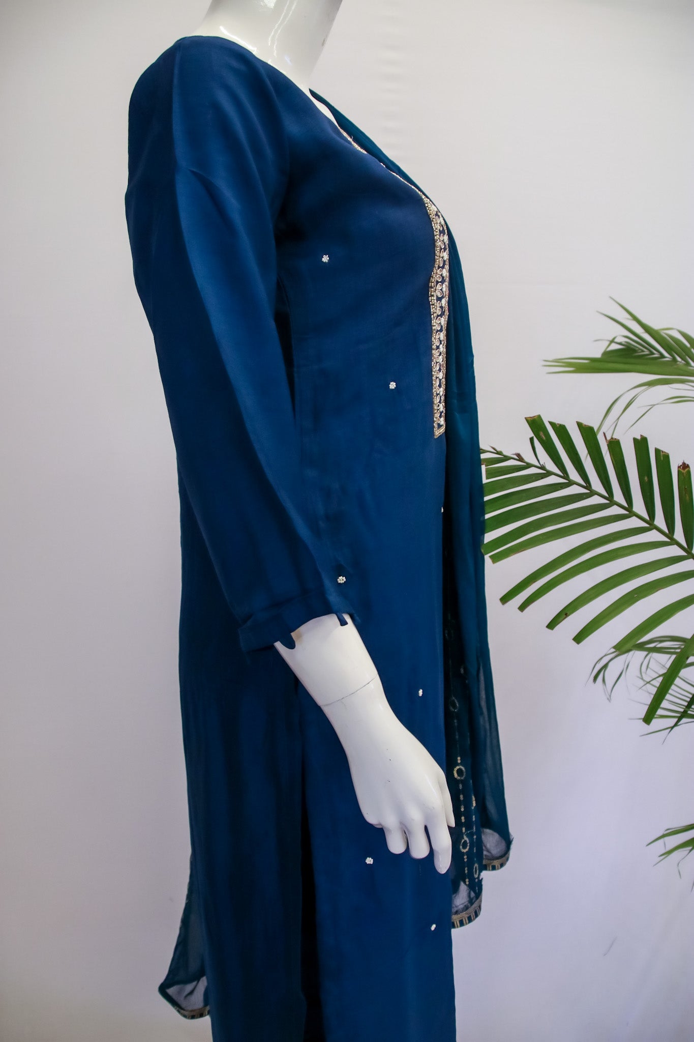 Dola Silk Blue Dupatta Set