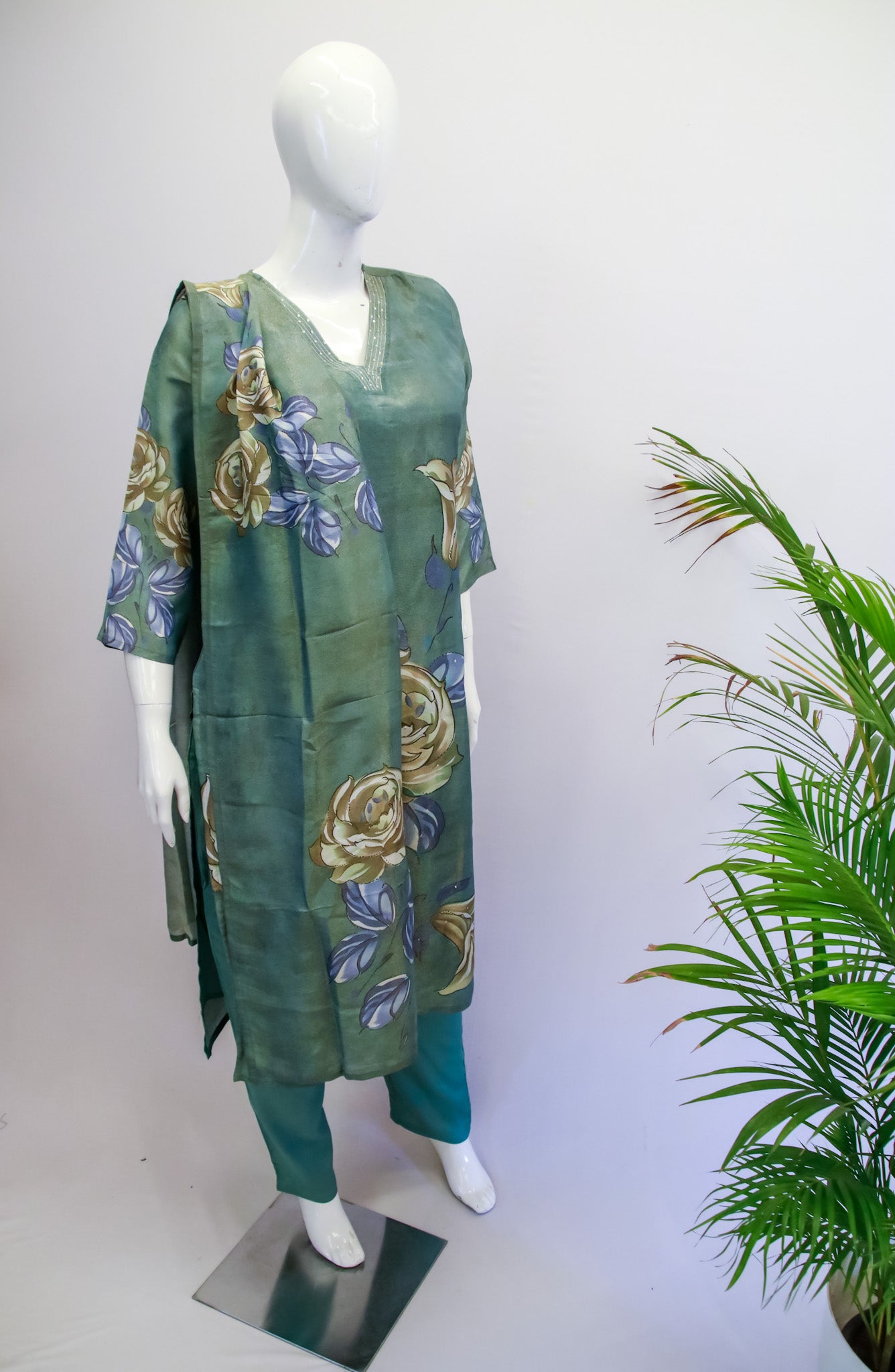 Green Floral Tissue Silk Dupatta set