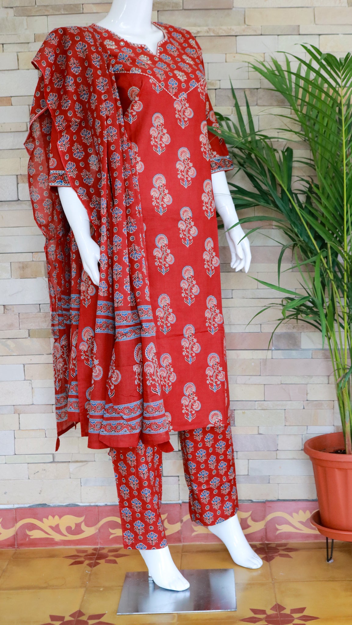 Cotton Floral printed dupatta sets