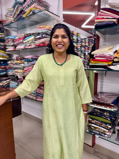 Dola Silk Chikankari Kurta Pant Set Green with Inner – Women’s Ethnic Wear (Copy)