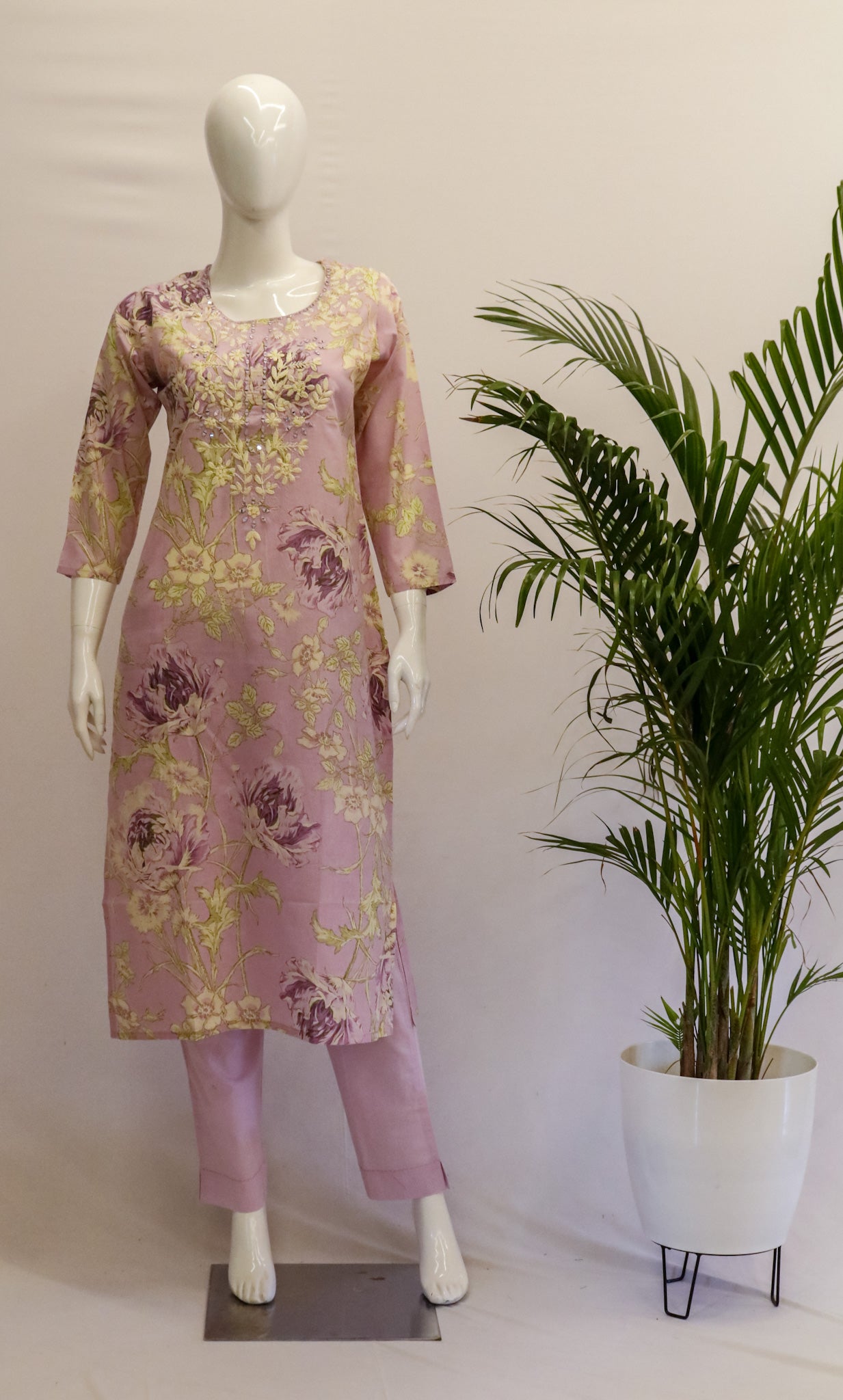 Lavendar Mul Kurti