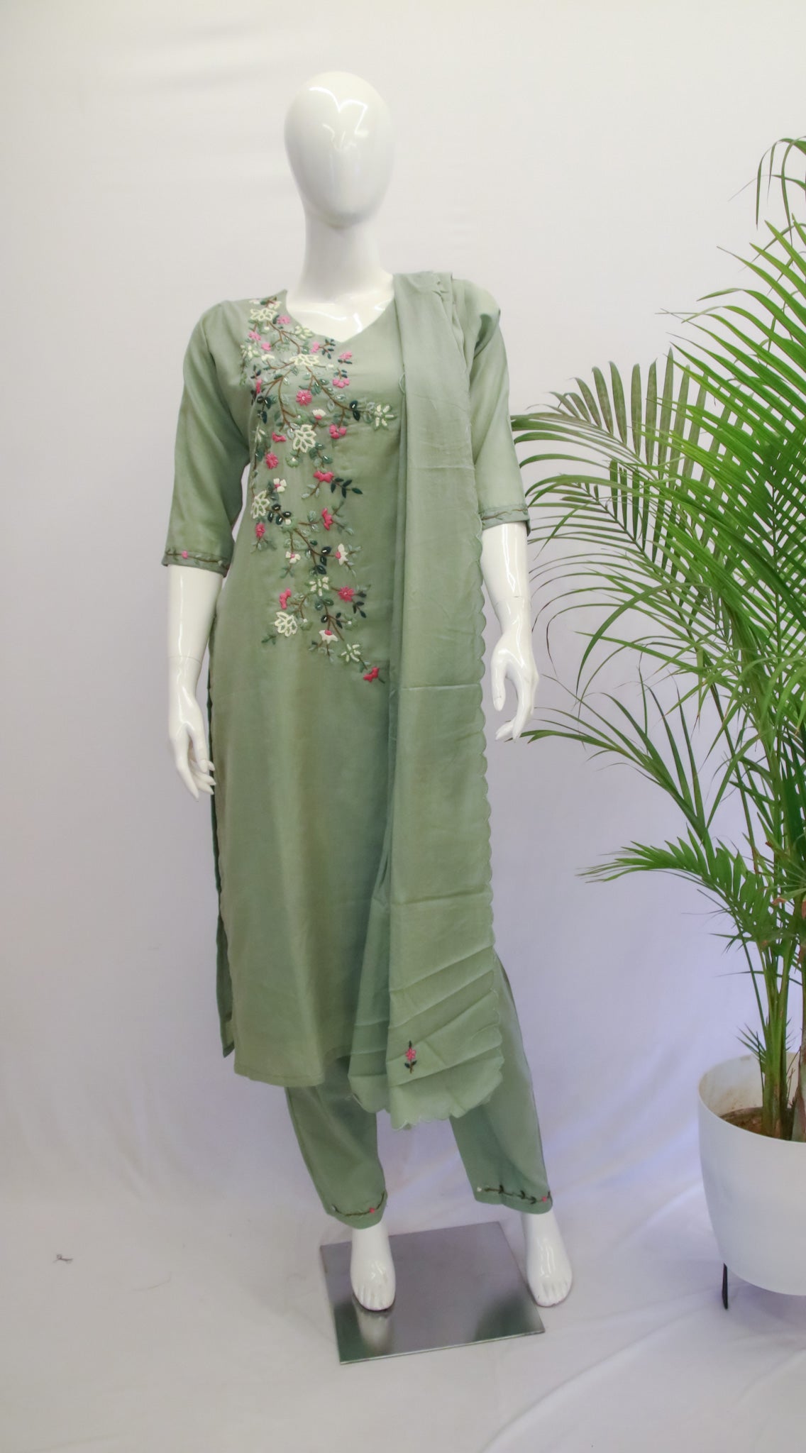 Mul Mul Cotton Green Dupatta Set