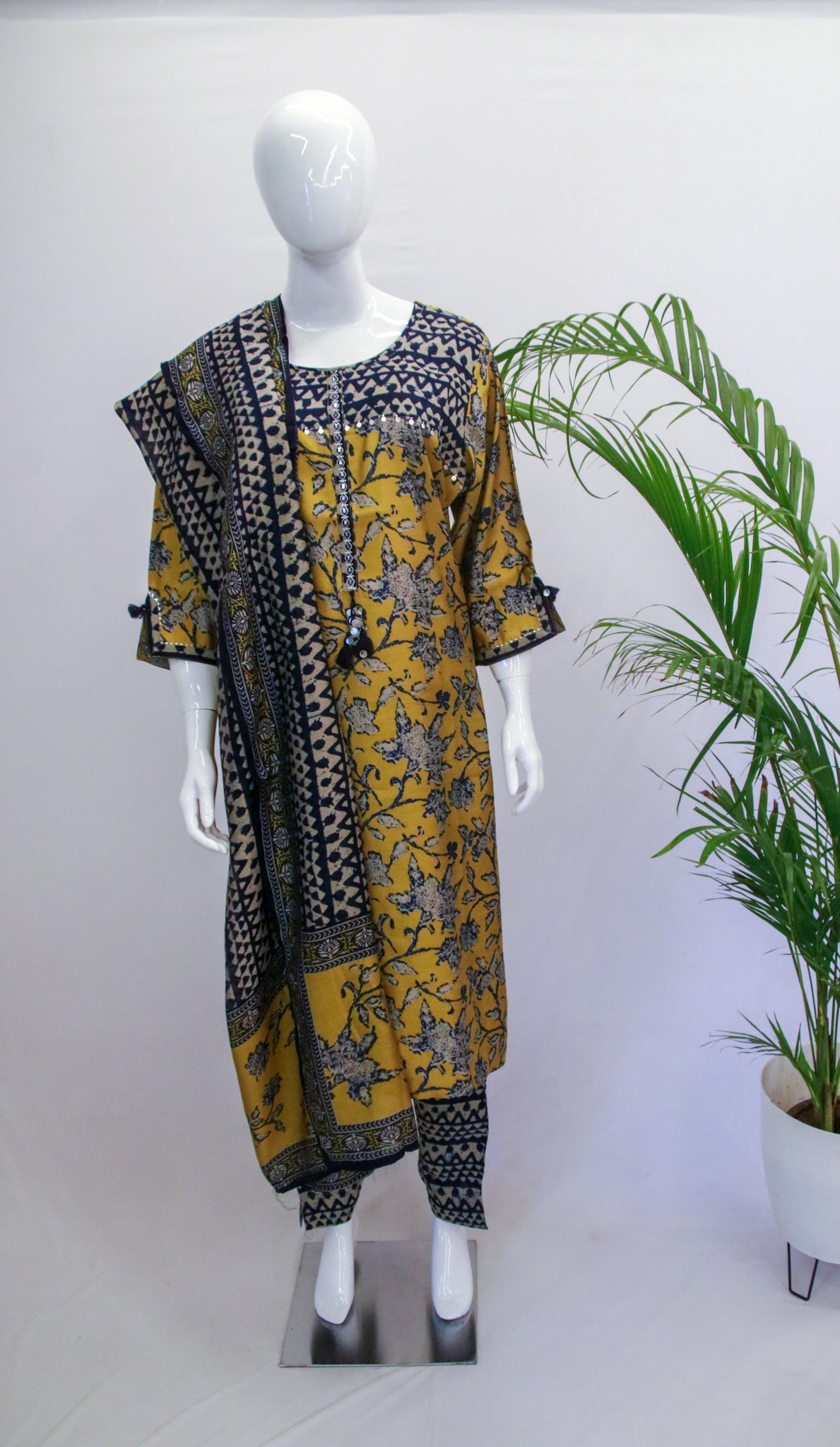 Plus Modal Chanderi Dupatta Set