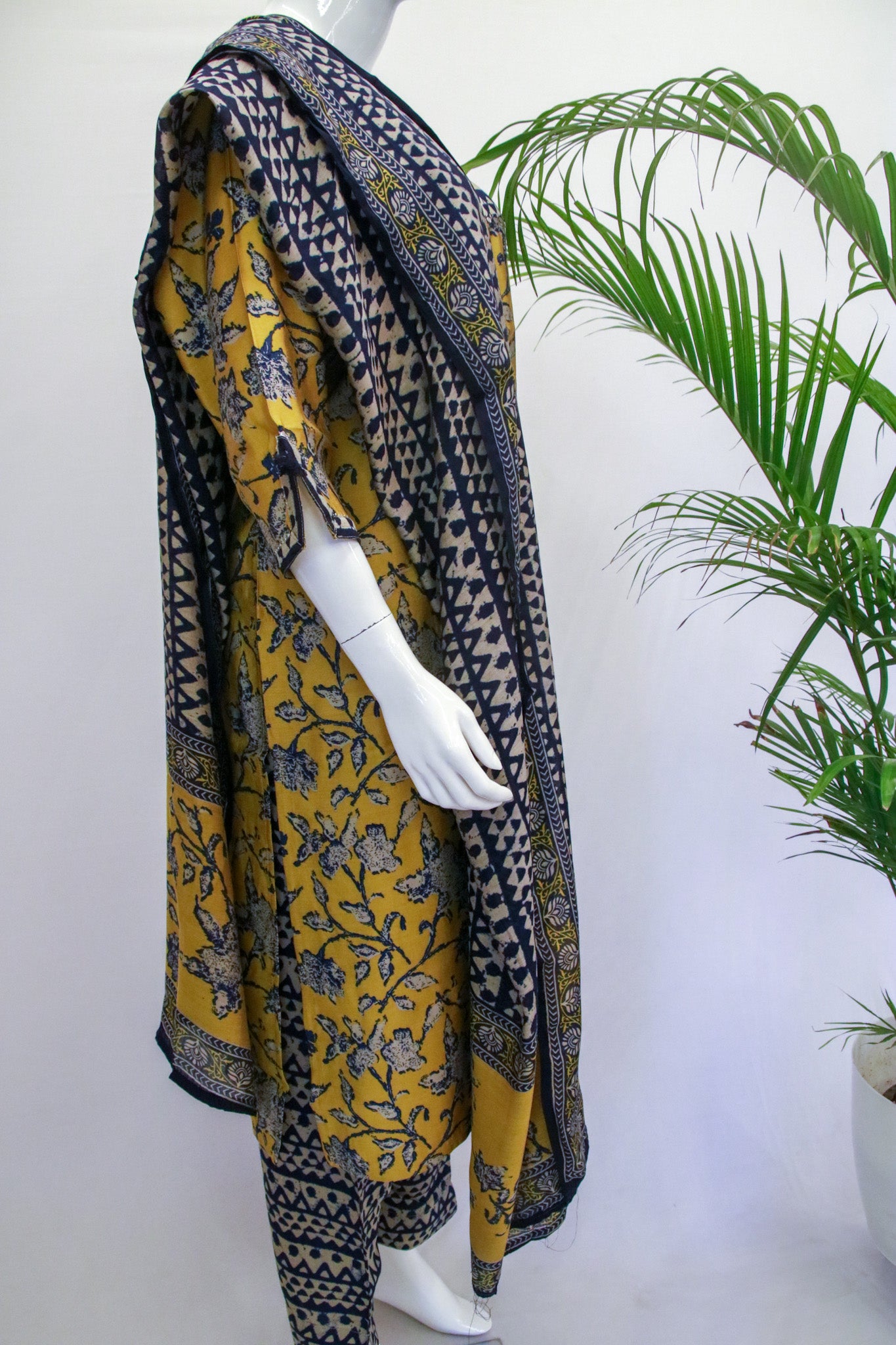 Plus Modal Chanderi Dupatta Set