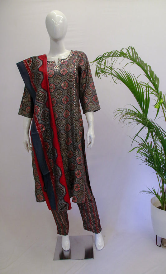 Modal Chanderi Pittan Dupatta Set