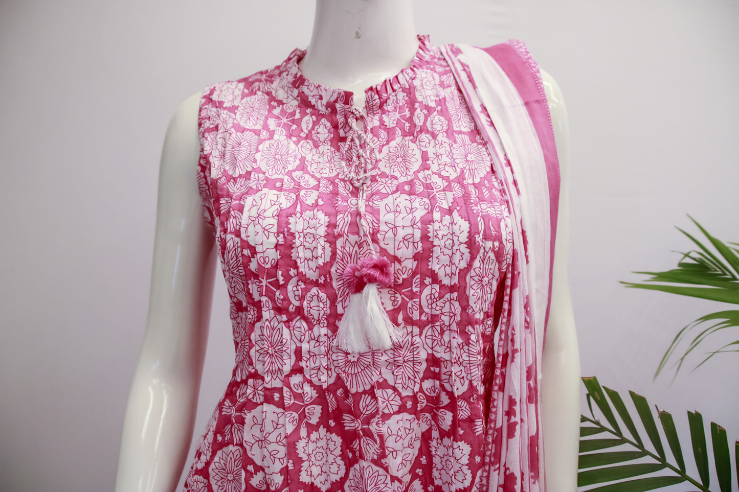 Cotton Pink Sleeveless Dupatta Set