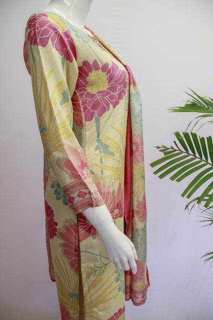 Muslin Floral Cream / Pink Dupatta Set