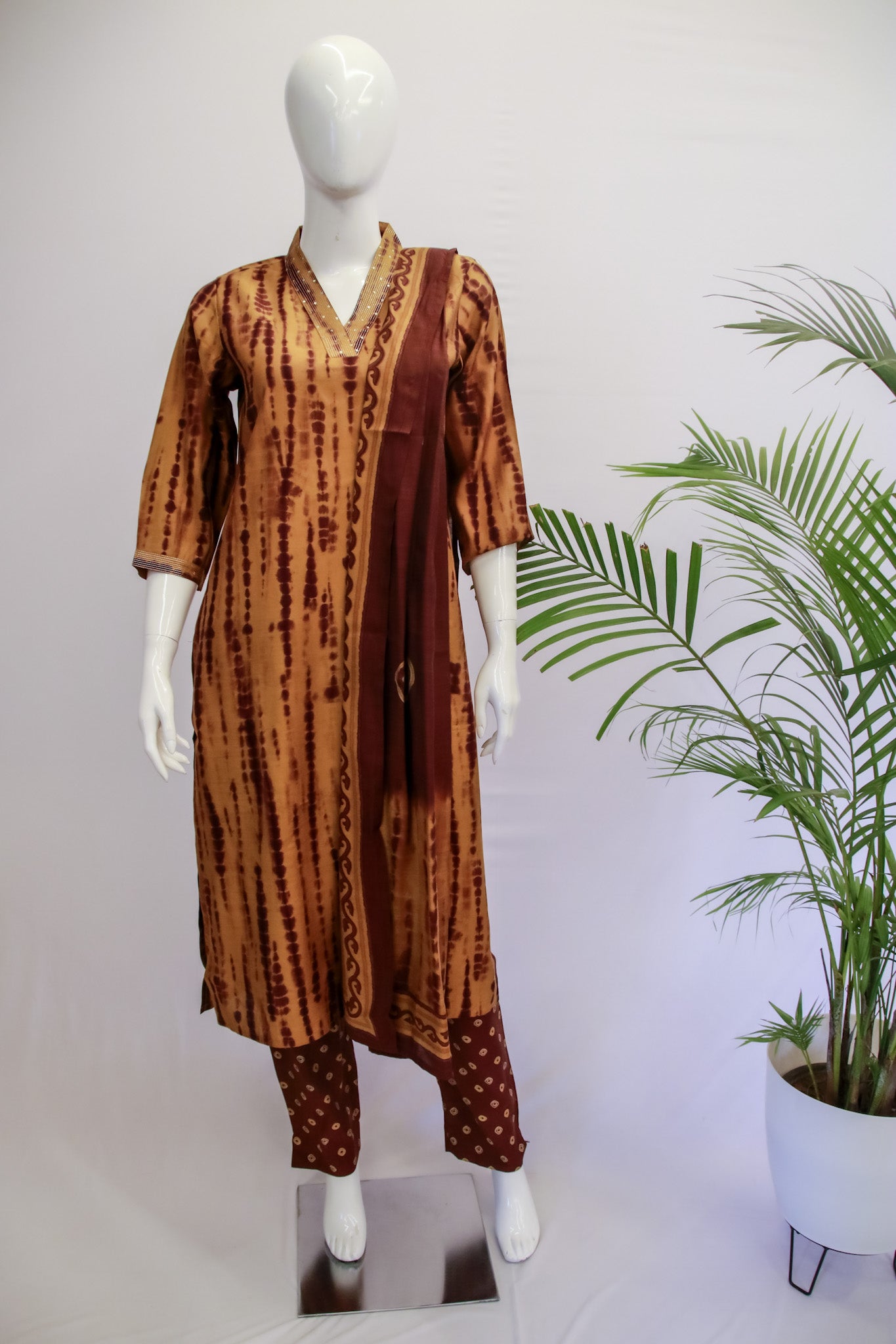 Mustard Muslin Dupatta Set