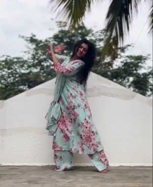 Blue Floral Cotton Dupatta Set – Kurta & Palazzo (New Arrival)