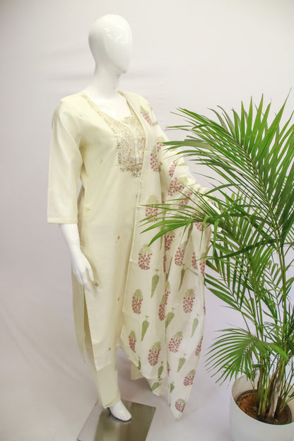 Cream Silk Dupatta Set