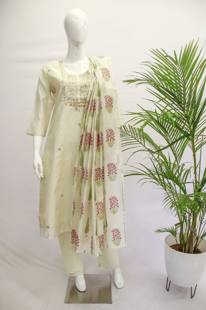Cream Silk Dupatta Set