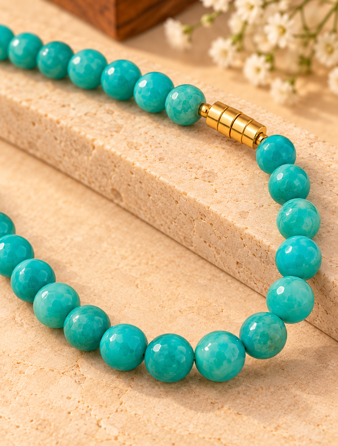 Turquoise Green Beaded Necklace with Gold-Tone Clasp
