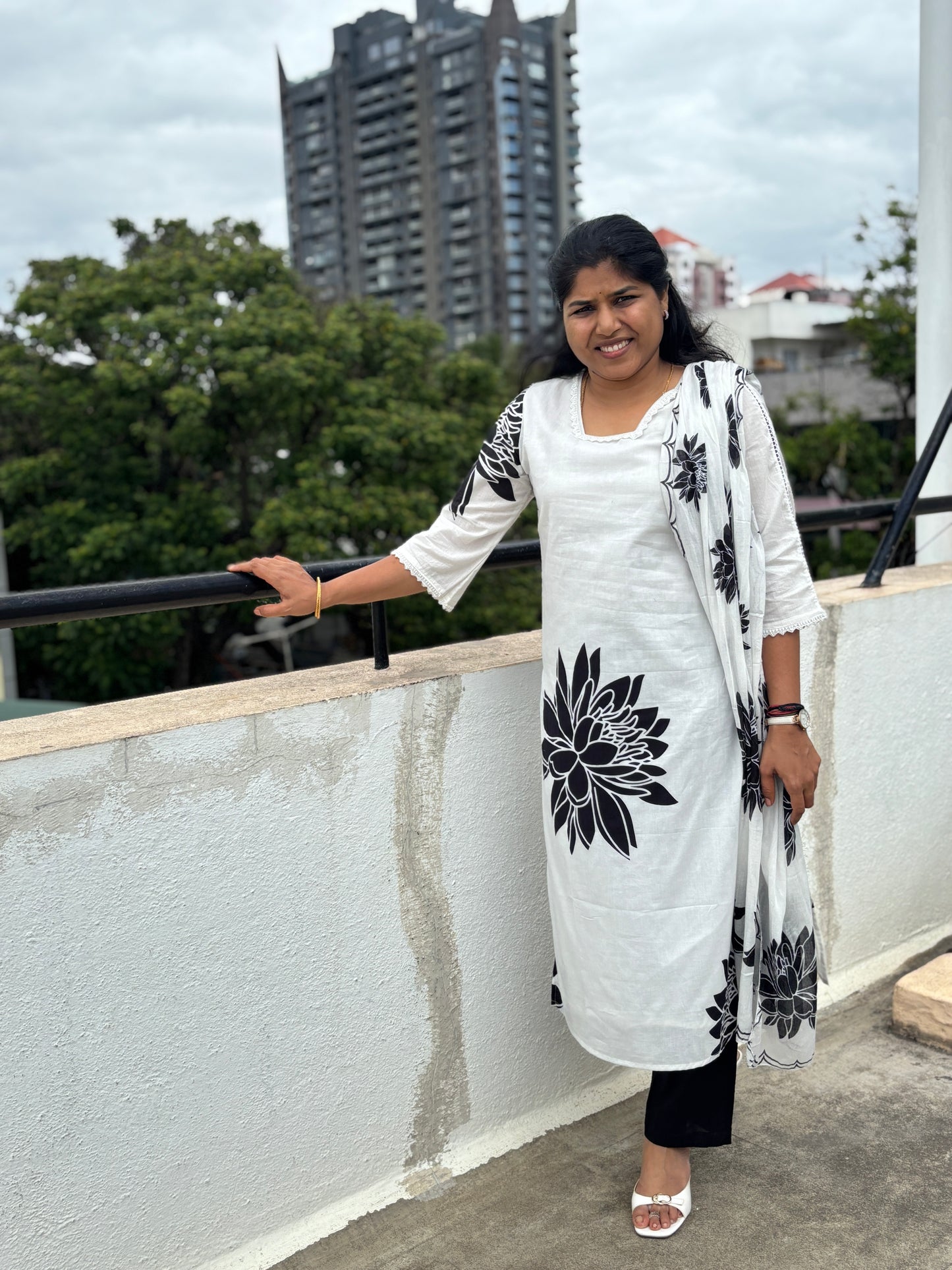 White with black floral print dupatta set