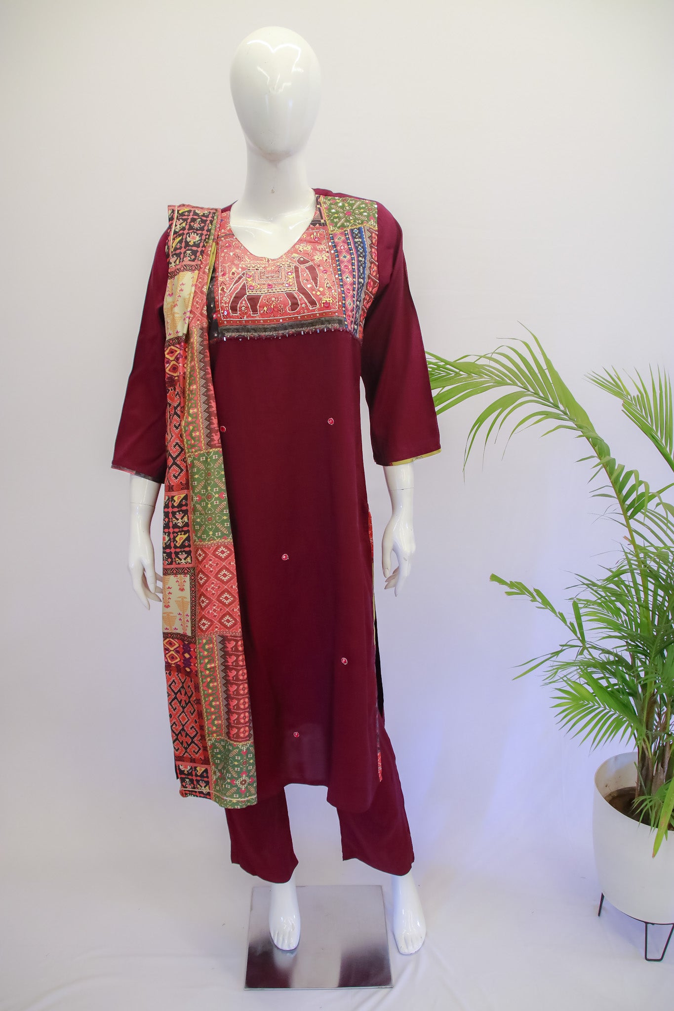 Wine Muslin Pichwai Dupatta Set