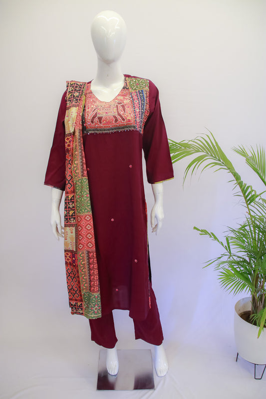 Wine Muslin Pichwai Dupatta Set